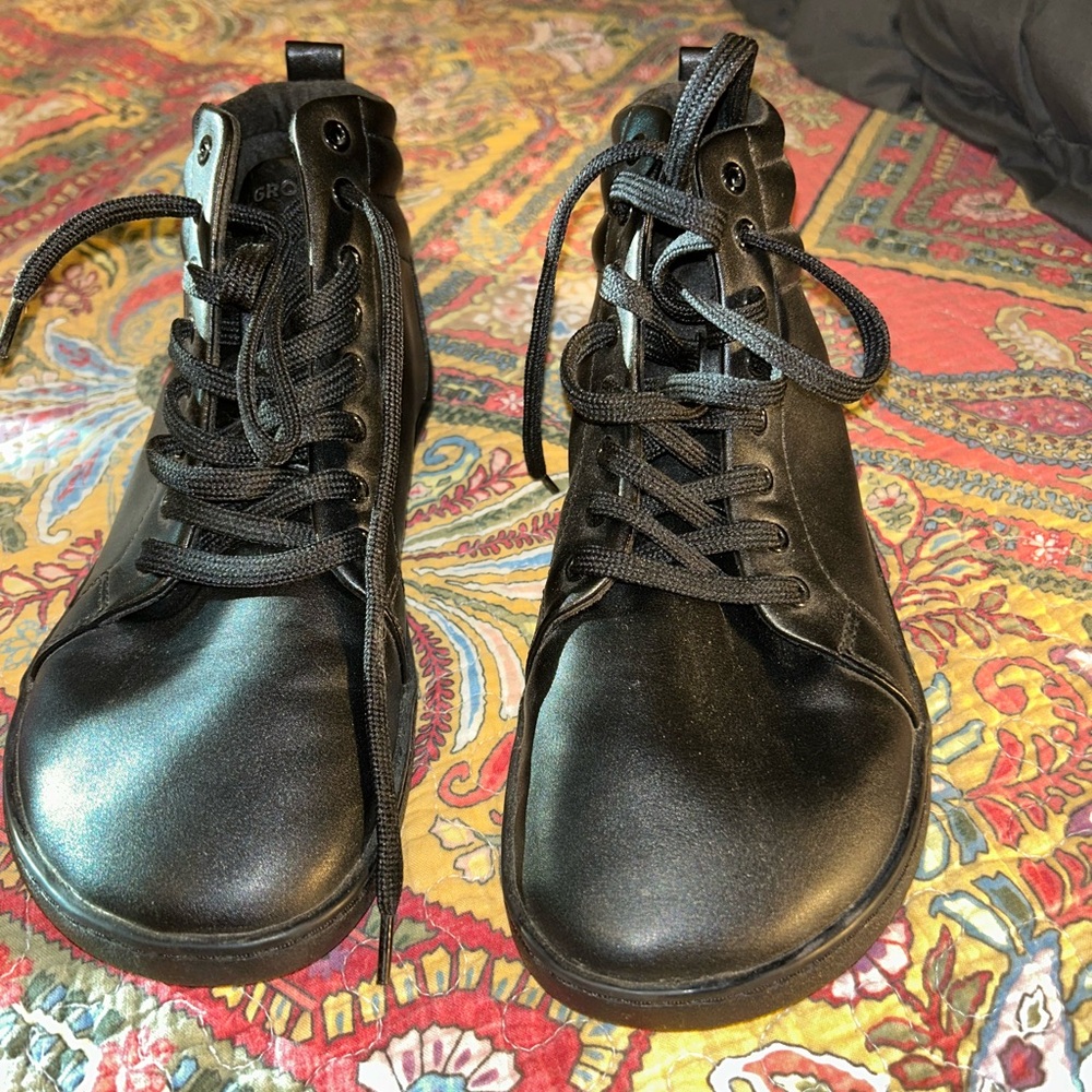 Feelgrounds barefoot black high top sneakers